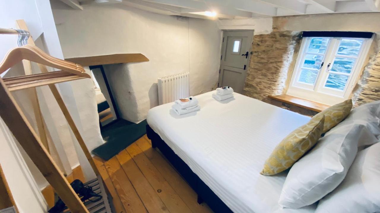 Holiday home Spindrift: Harbourside Family Retreat In *