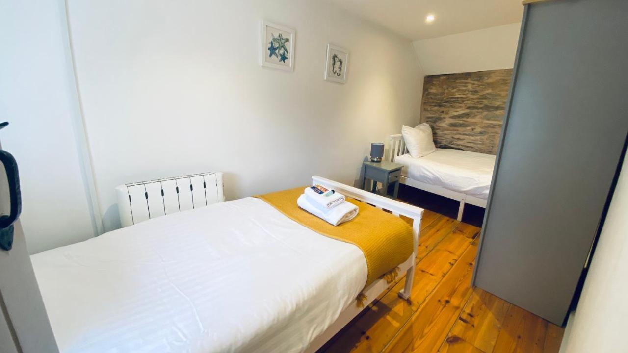 Spindrift: Harbourside Family Retreat In