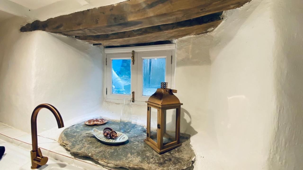 Spindrift: Harbourside Family Retreat In * Polperro